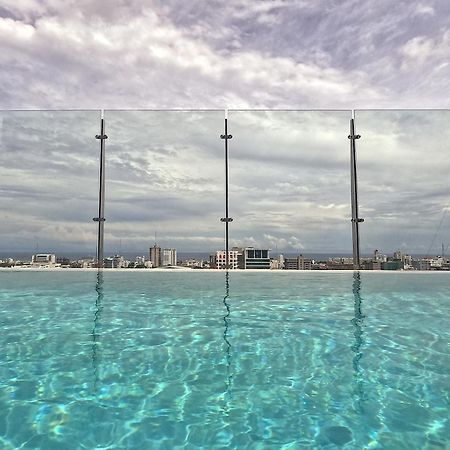 Courtyard By Marriott Santo Domingo Piantini Hotel Exterior foto