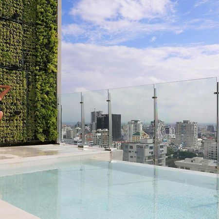 Courtyard By Marriott Santo Domingo Piantini Hotel Exterior foto